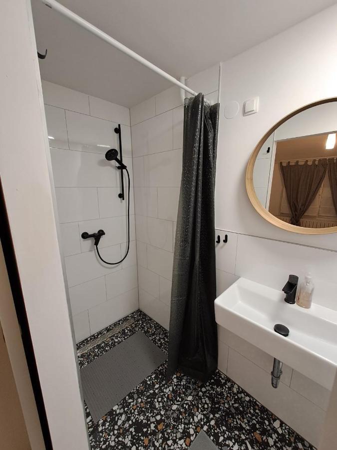 Soba Dvori Lägenhet Zaprešić Exteriör bild